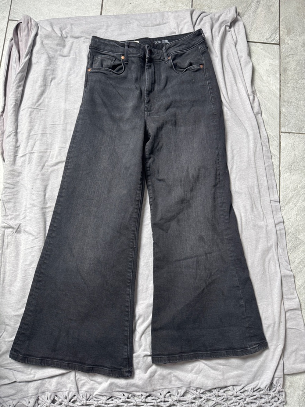 Pilcro Black Wide-Leg High-Rise Jeans